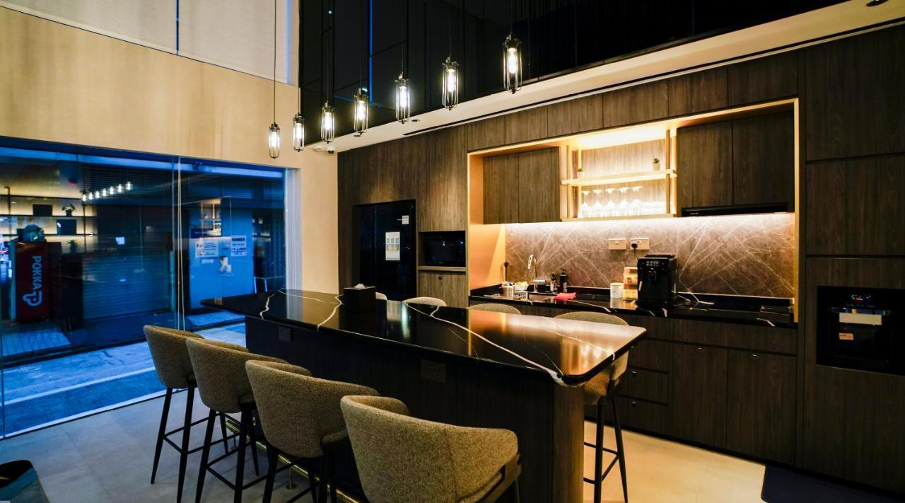 St Signature Bugis Middle,dayuse,9 9am-6pm Hotel 3*